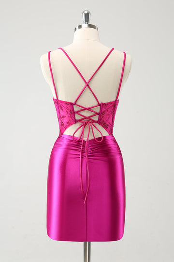 Fuchsia Bodycon Spaghetti Stropper Beaded Sateng Kort Homecoming Kjole